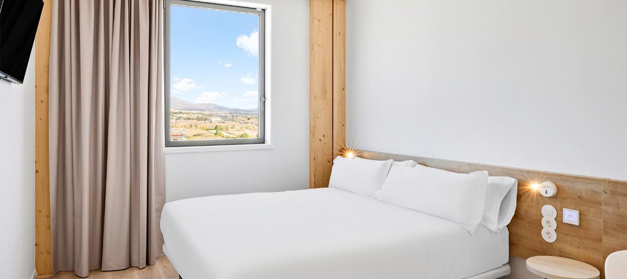 B&B Hotel Madrid Трес Кантос Экстерьер фото